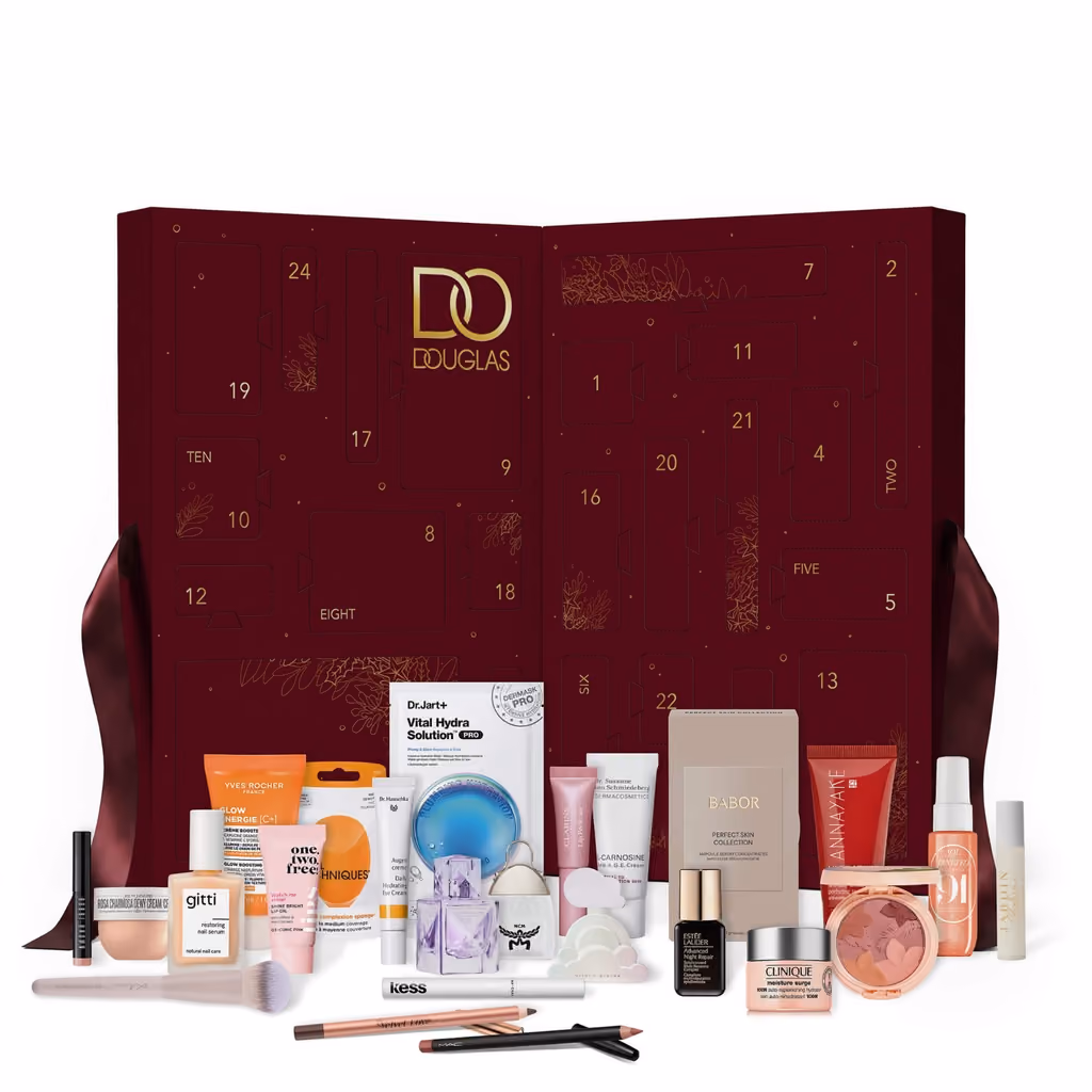 The open wings with the 24 products standing in front of them