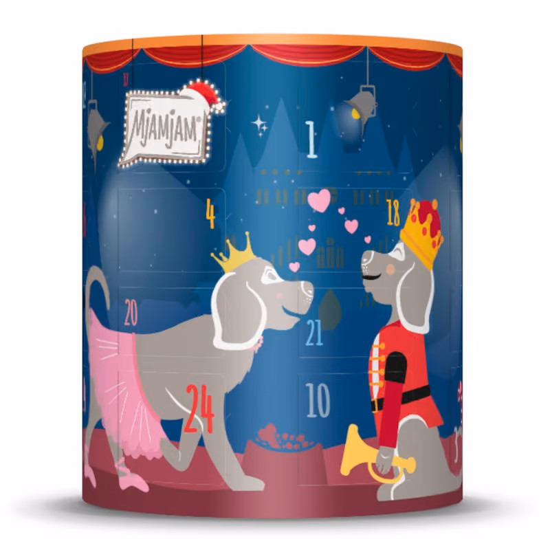The back of the drum with the numbered doors and the nutcracker dog