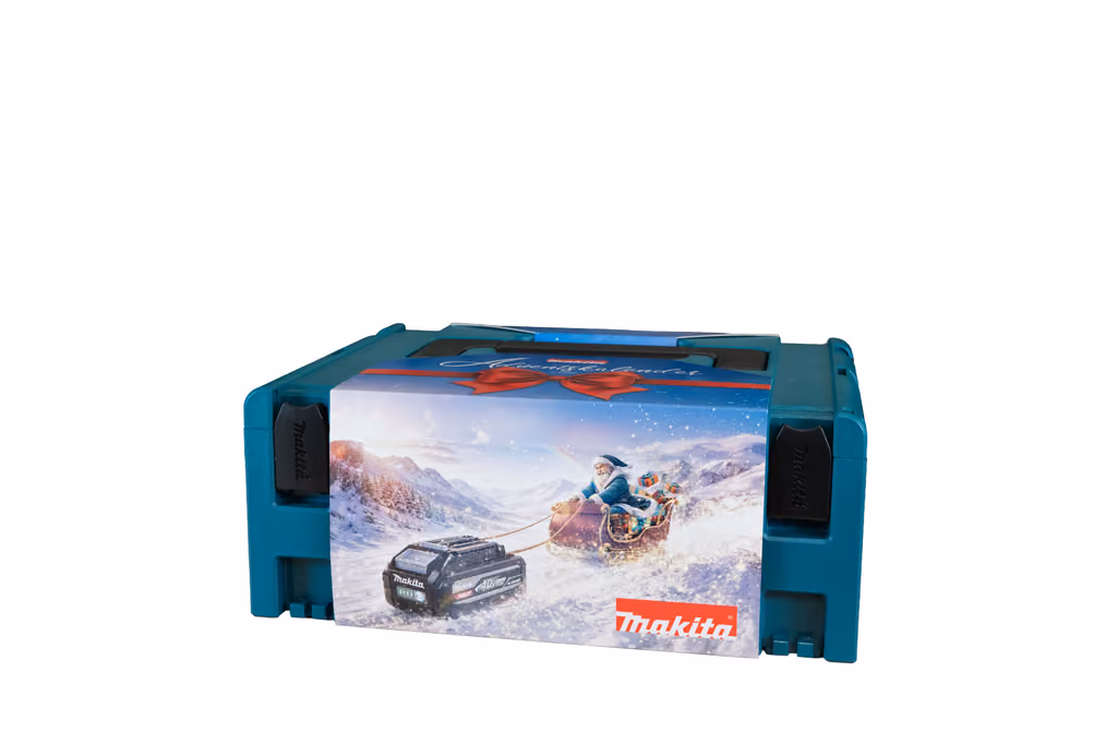The Makita 2026 MAKPAC from the front, with the sleigh-ride print on its sleeve