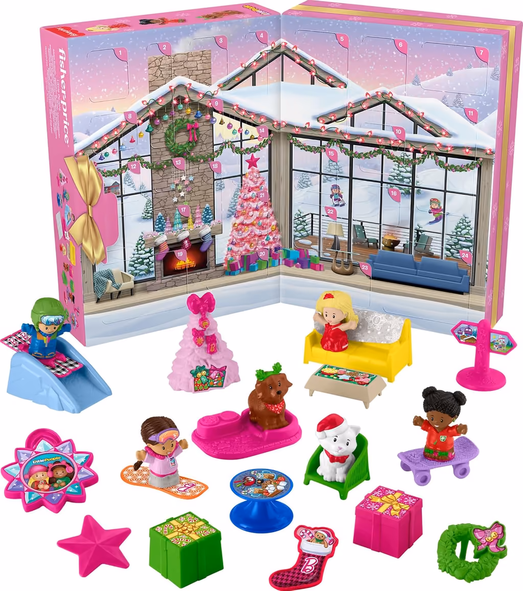 The opened chalet box with the six figures and the play pieces laid out in front of it